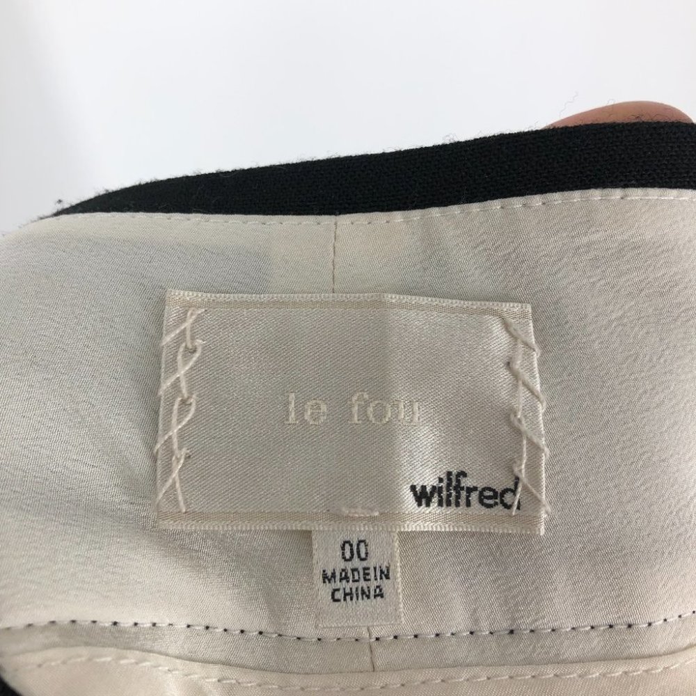 Le fou Wilfred Aritzia Black Dress Pants with Gold front buttons Size 00 - Picture 3 of 16